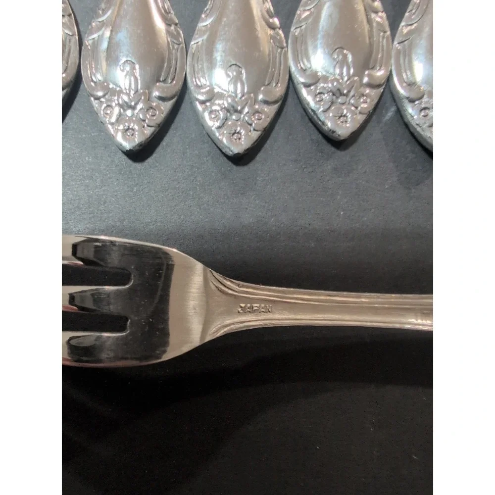 Imperial‎ International Set Of 8 Cocktail Forks Made In Japan Excellent Cond